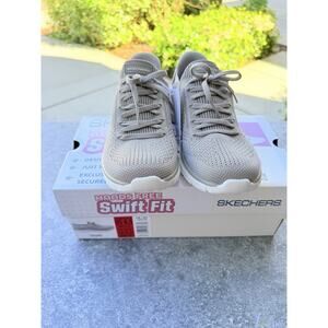 Skechers Women’s Hands Free Swift Fit Slip-Ins Walking Taupe/Brown 6.5 NWT